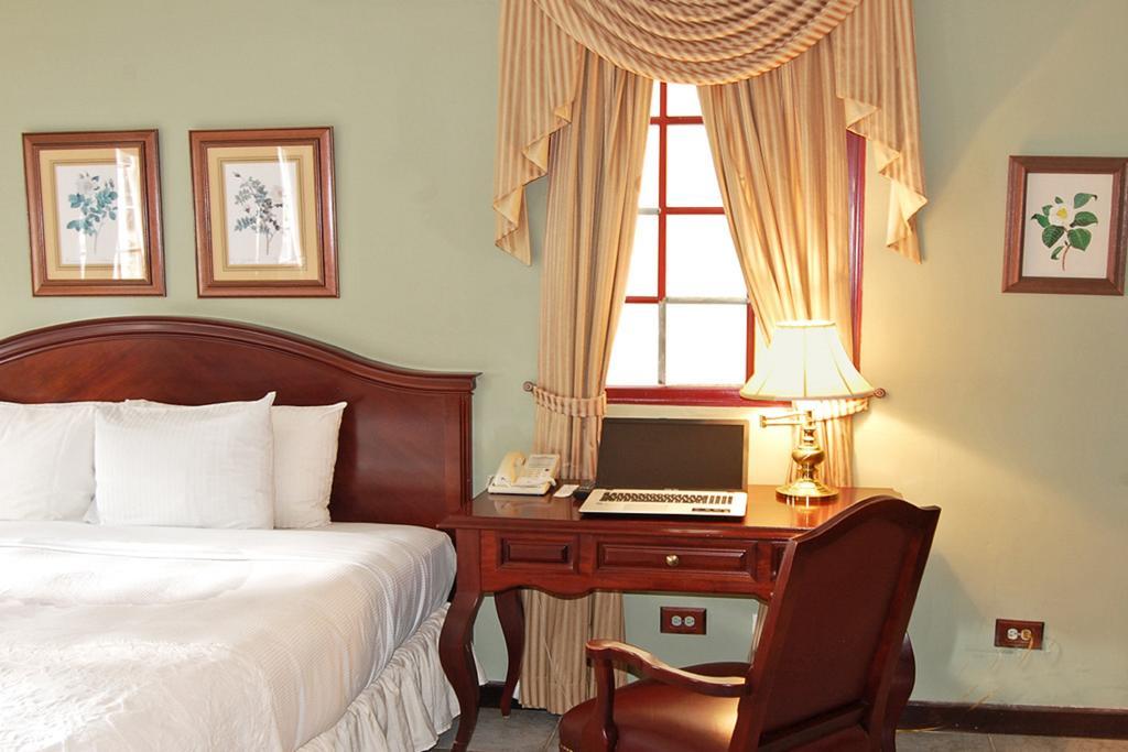 Deville Hotel Panamá Exteriér fotografie