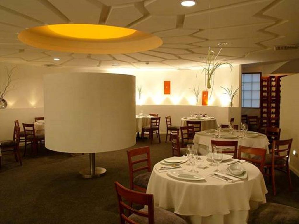 Deville Hotel Panamá Restaurace fotografie